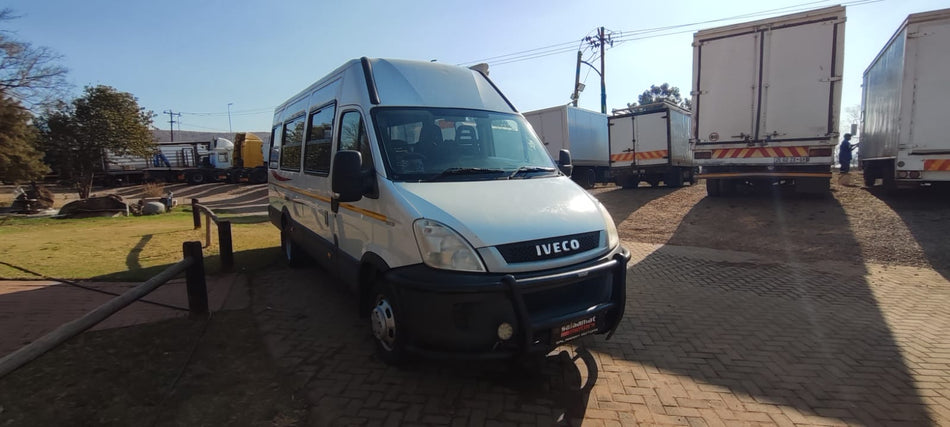 2014 Iveco Daily 22 Seater
