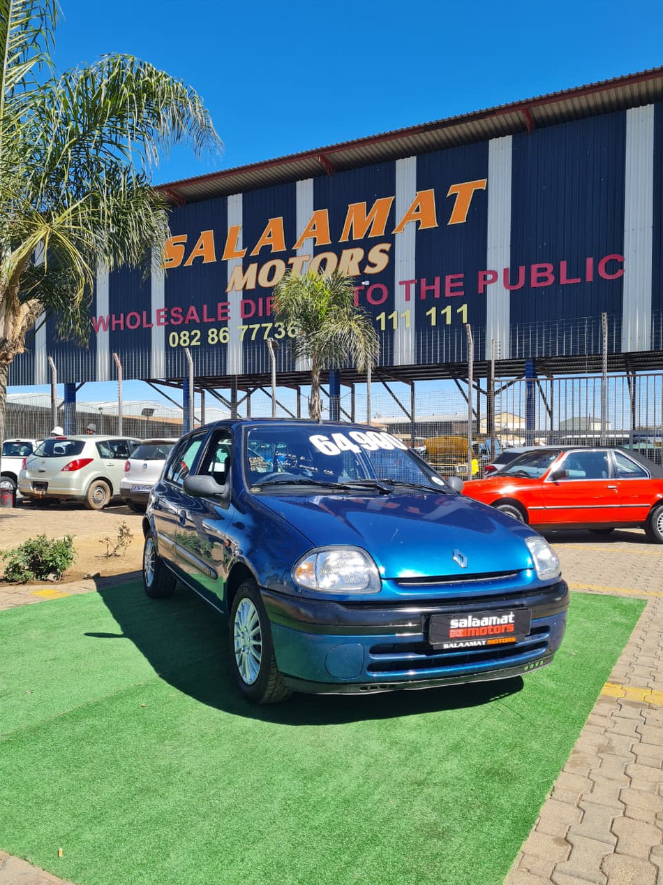2002 Renault Clio