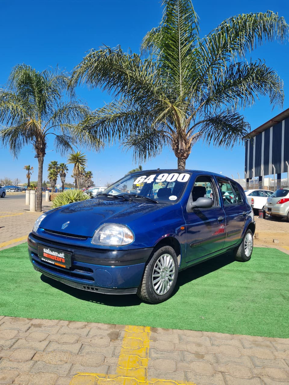 2002 Renault Clio