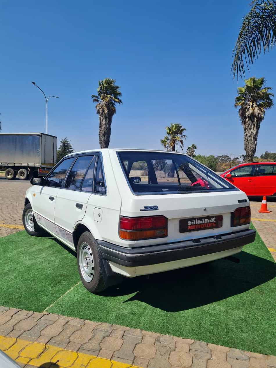 1987 Mazda 323