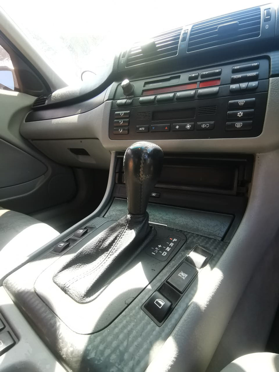 2001 BMW E46 320i Automatic
