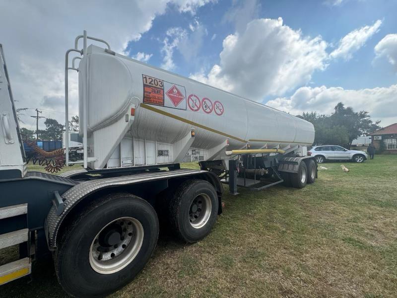 Scania R Series 460 FuelTanker Combo Auto