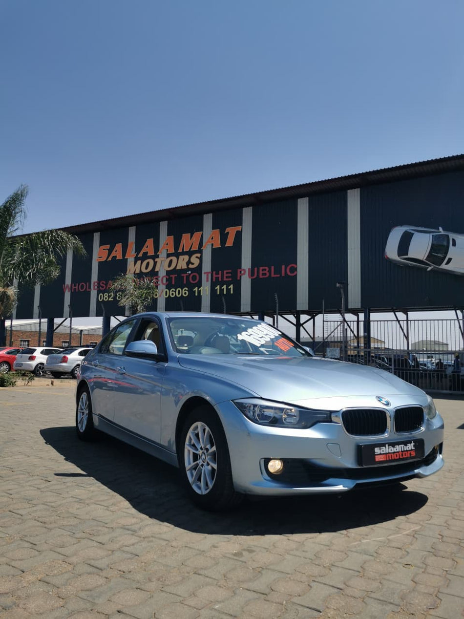 2012 BMW 320i Automatic
