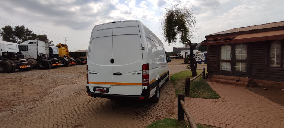 2013 Mercedes-Benz Sprinter 519 P/V