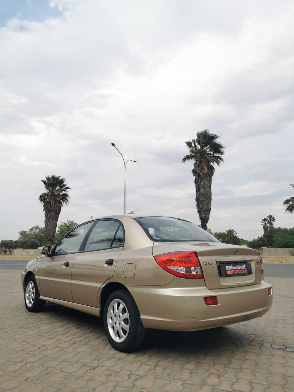 2004 Kia Rio
