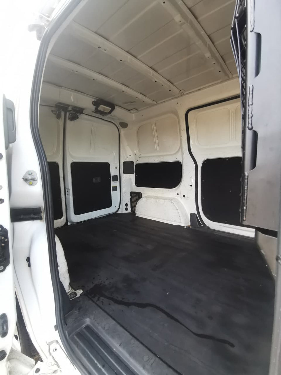 2014 Nissan NV200