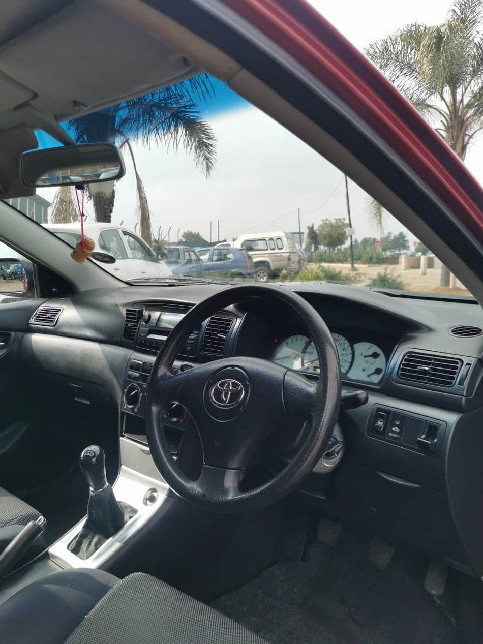 2004 Toyota RunX 140 RT