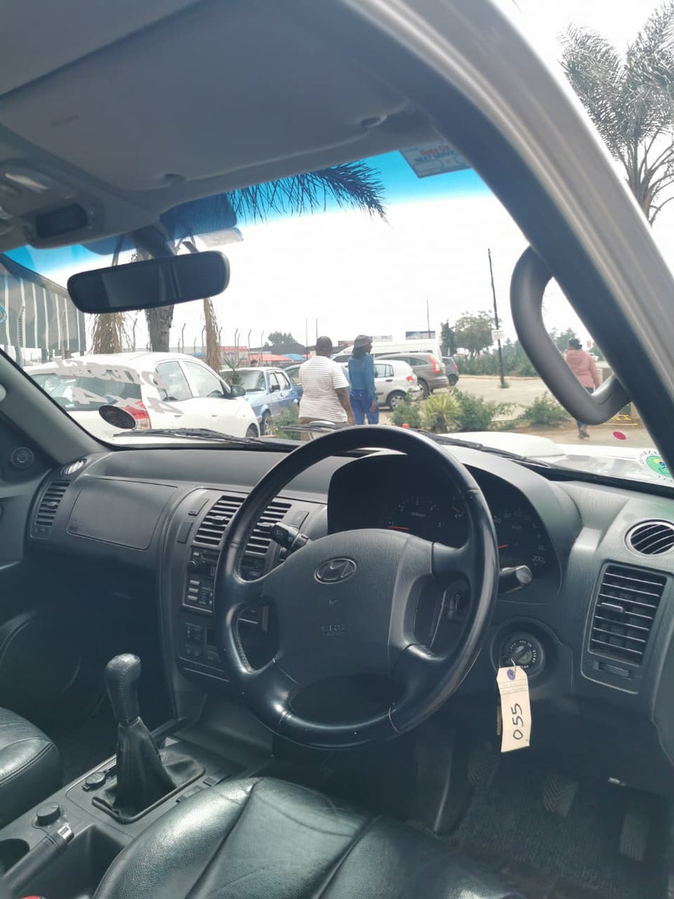 2004 Hyundai Terracan CRDI AWD 4x4 7 Seater