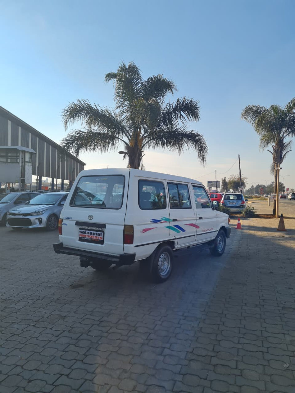 1994 Toyota Venture