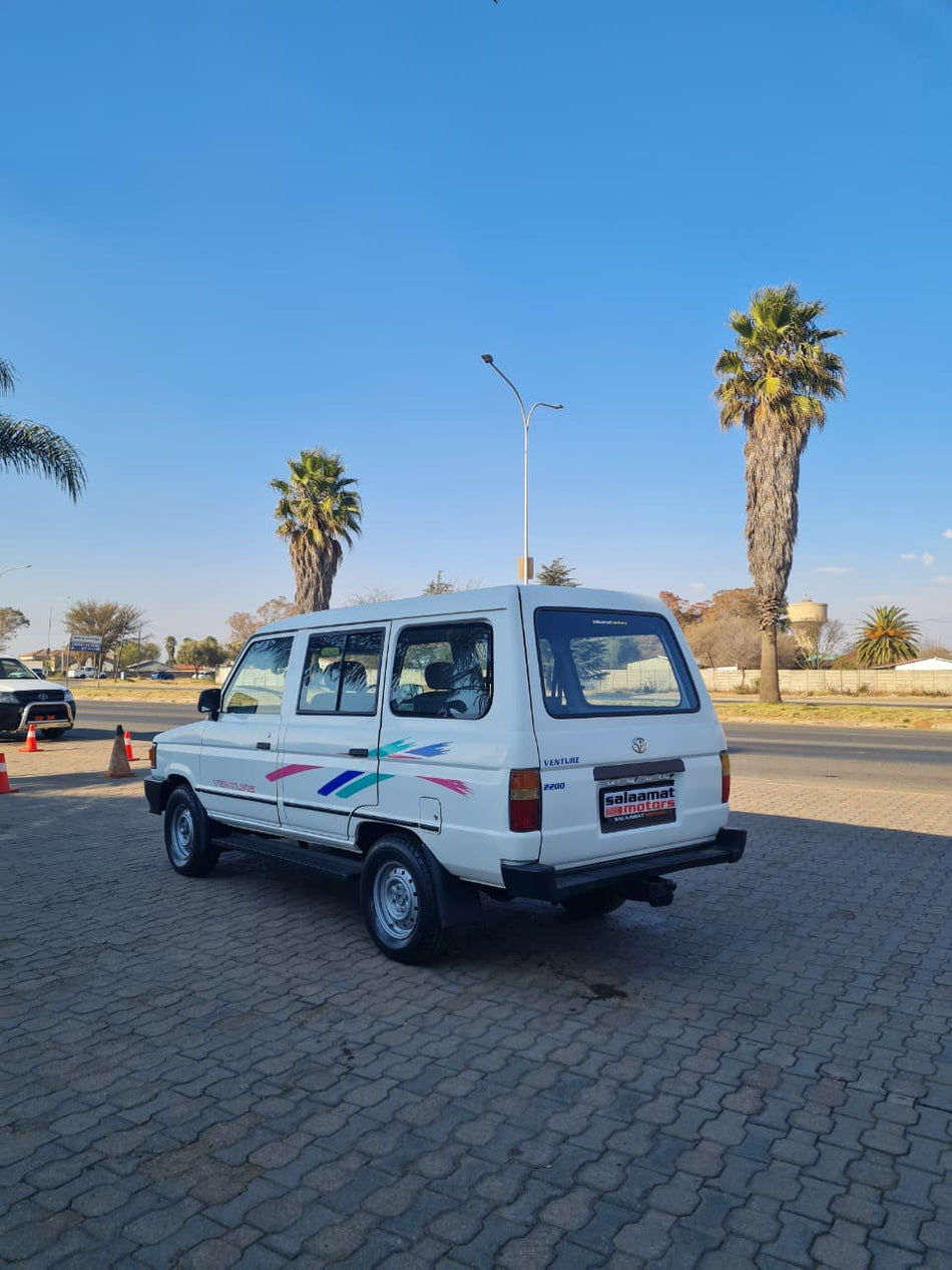 1994 Toyota Venture