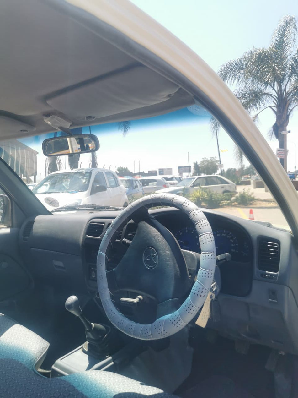 2003 Toyota Hilux 2.0