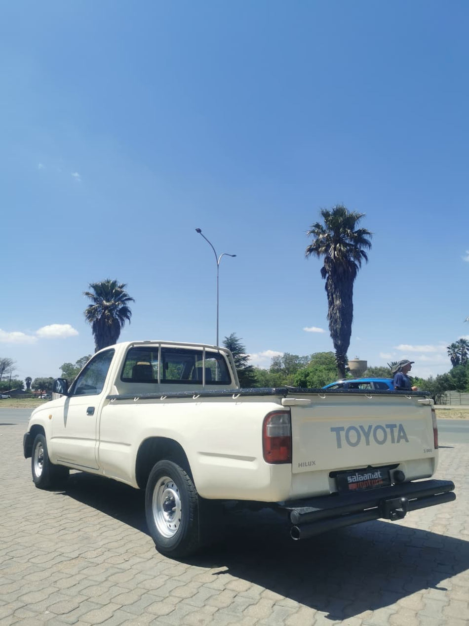 2003 Toyota Hilux 2.0