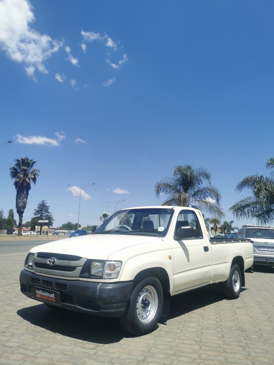 2003 Toyota Hilux 2.0