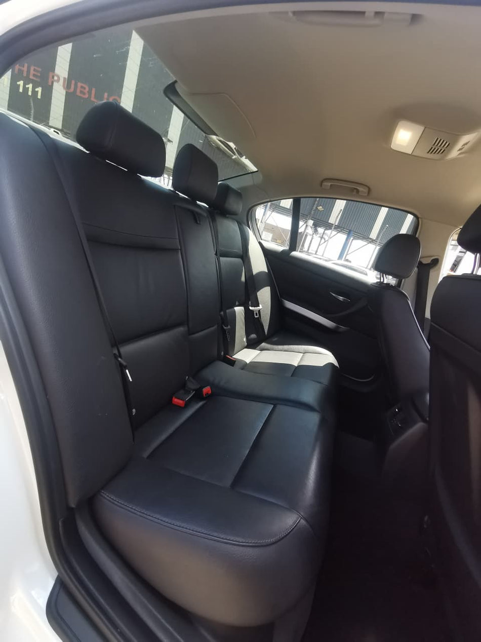 2011 BMW 320d Automatic