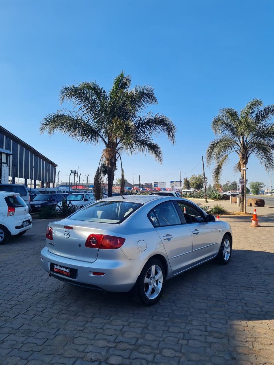2004 Mazda 3
