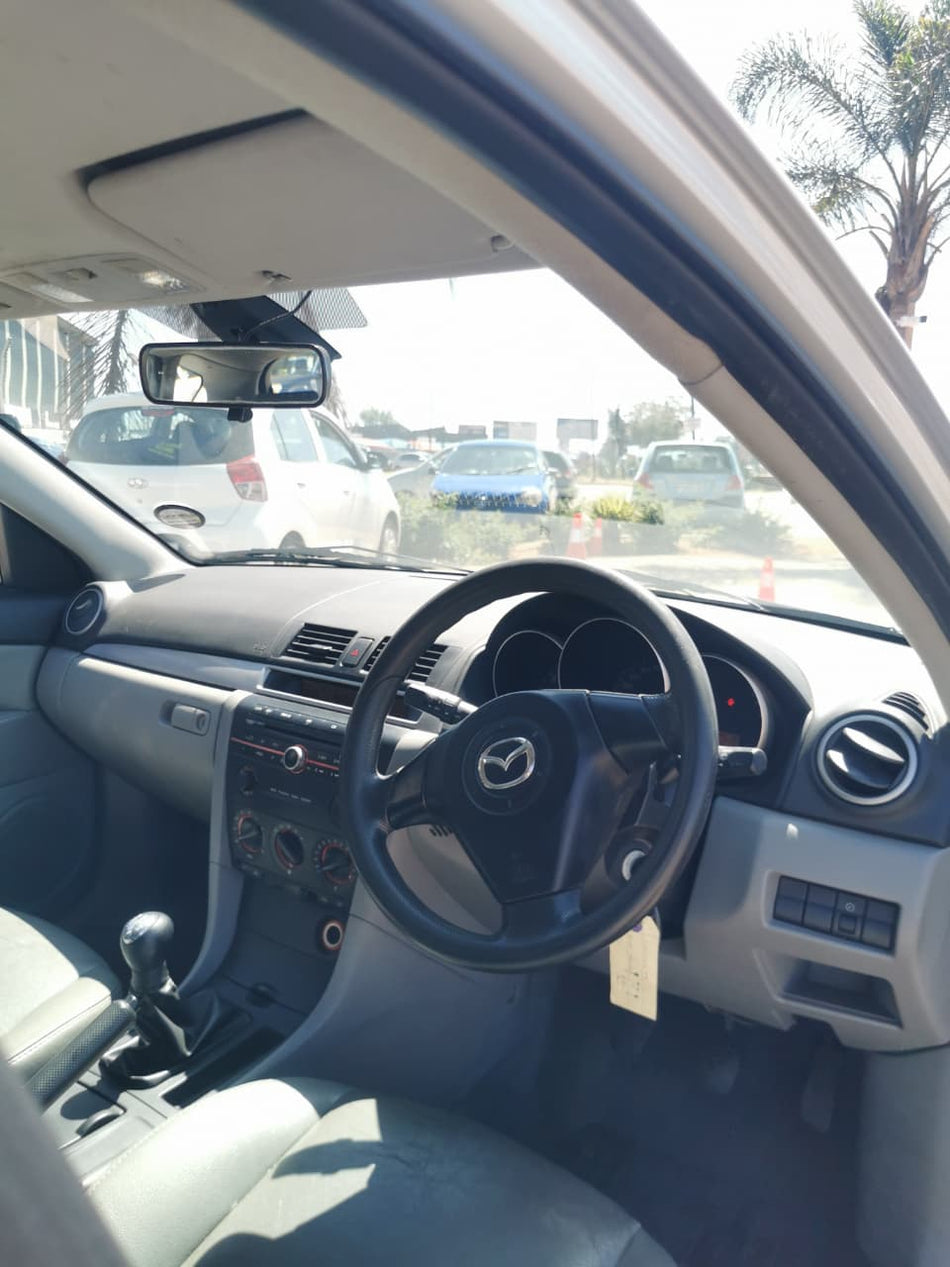 2005 Mazda 3