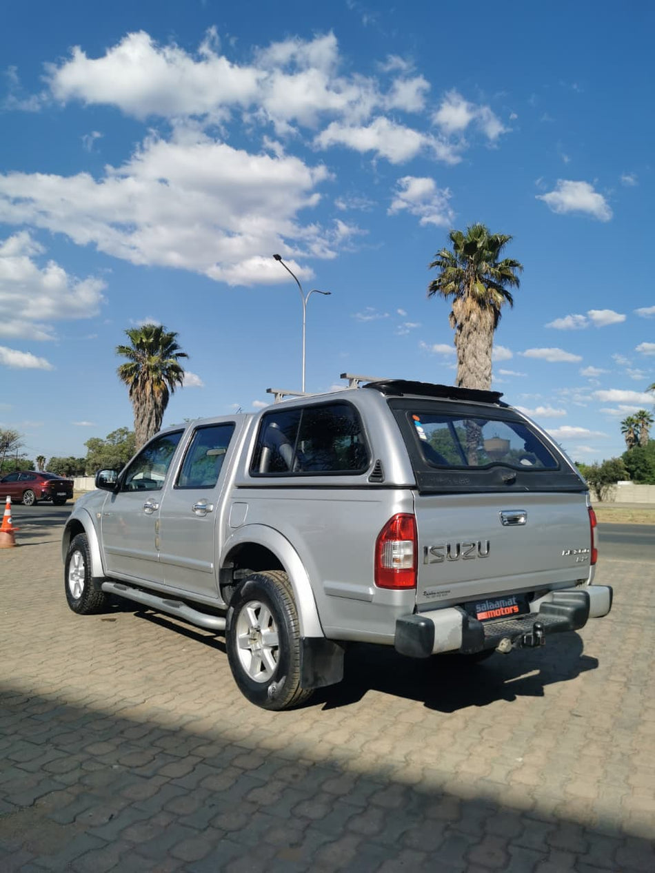 2005 Isuzu KB300 LX Automatic