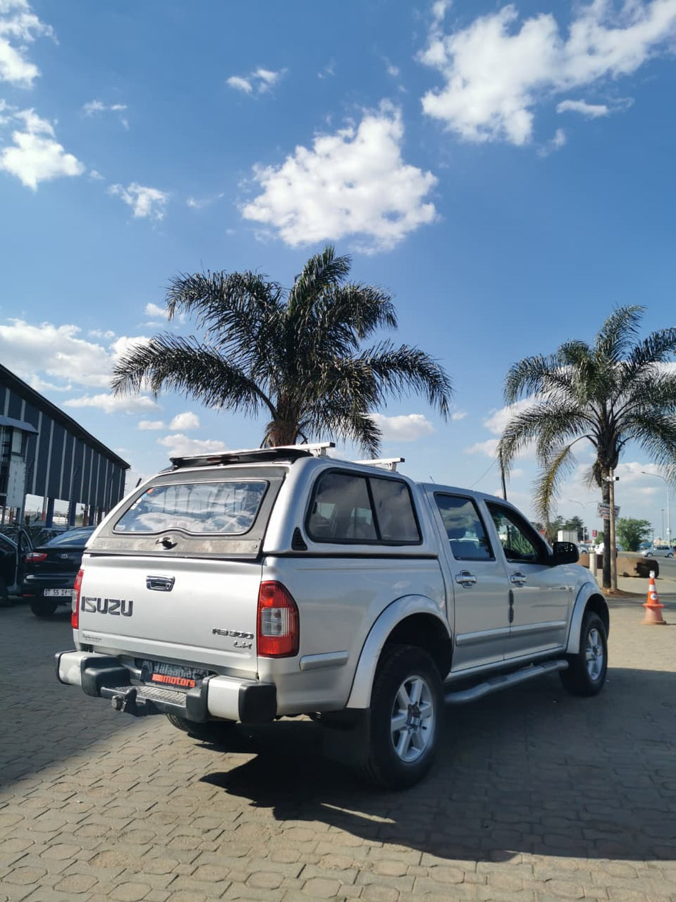 2005 Isuzu KB300 LX Automatic