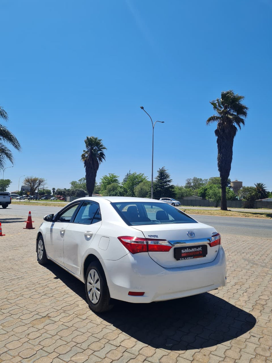 Toyota Corolla Prestige 1.6 6 Forward