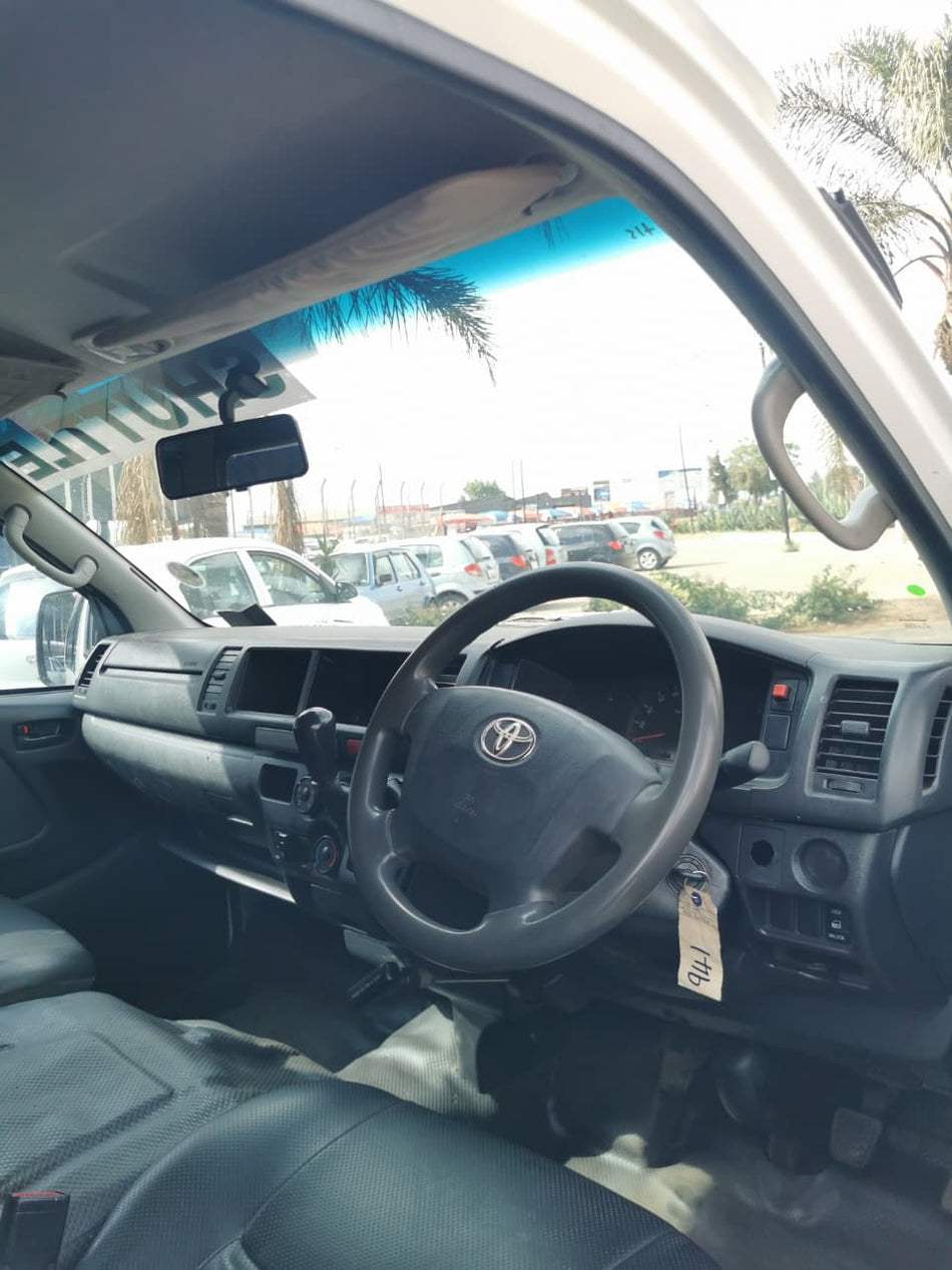 2016 Toyota Quantum Sesfikile VVTI 16 Seater