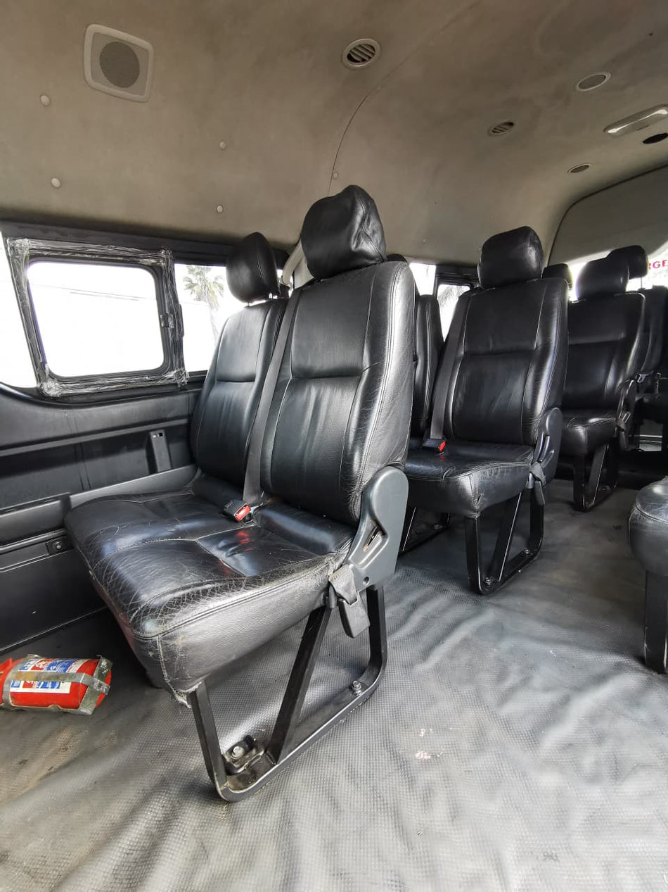 2014 Toyota Quantum VVTI GL 14 Seater