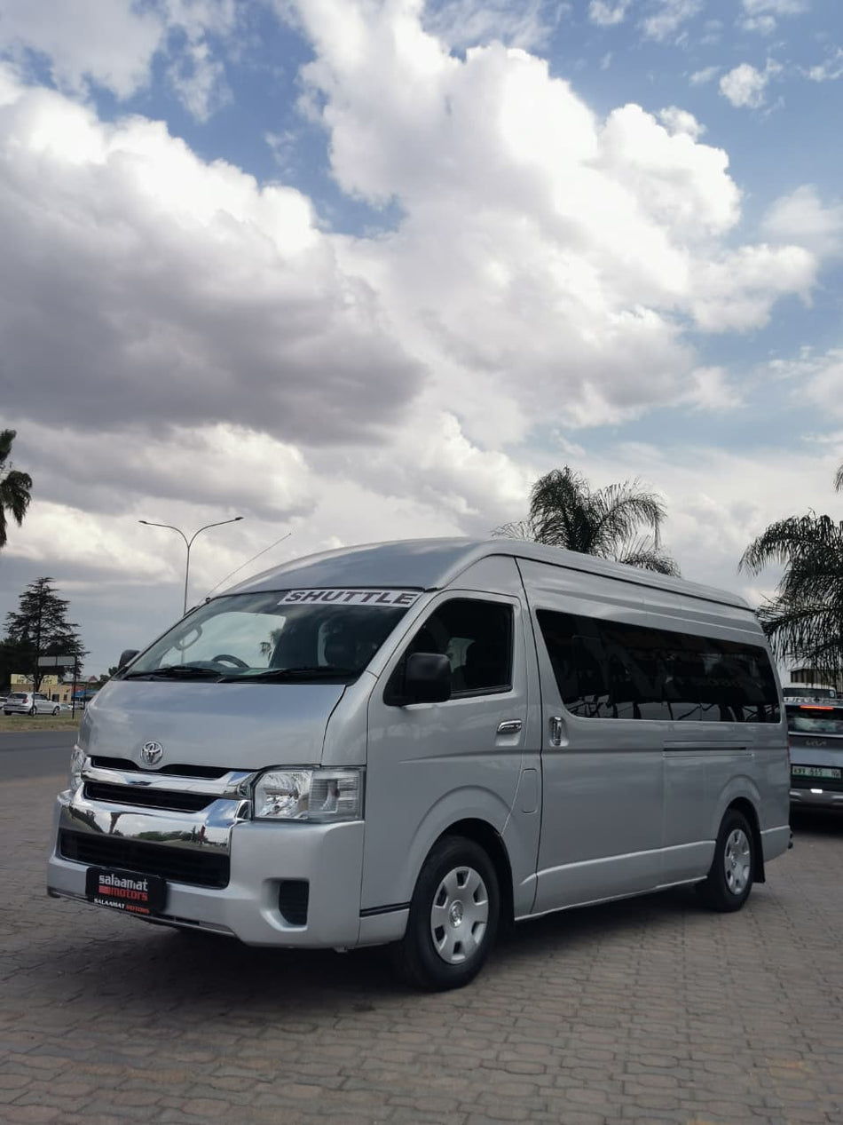 2014 Toyota Quantum VVTI GL 14 Seater