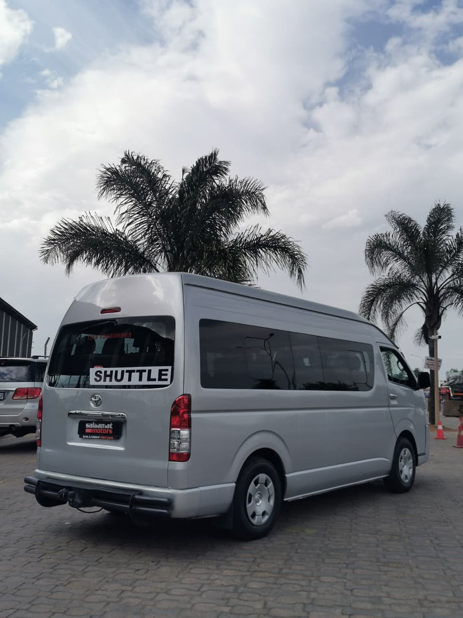 2014 Toyota Quantum VVTI GL 14 Seater