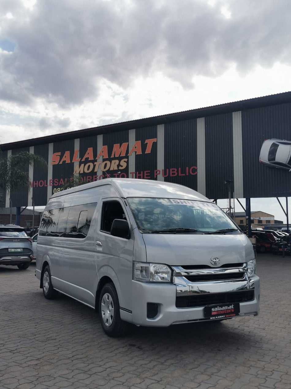 2014 Toyota Quantum VVTI GL 14 Seater