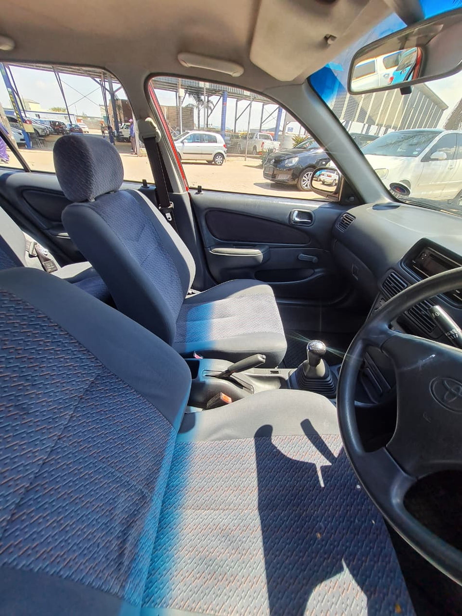 2001 Toyota Corolla 160i