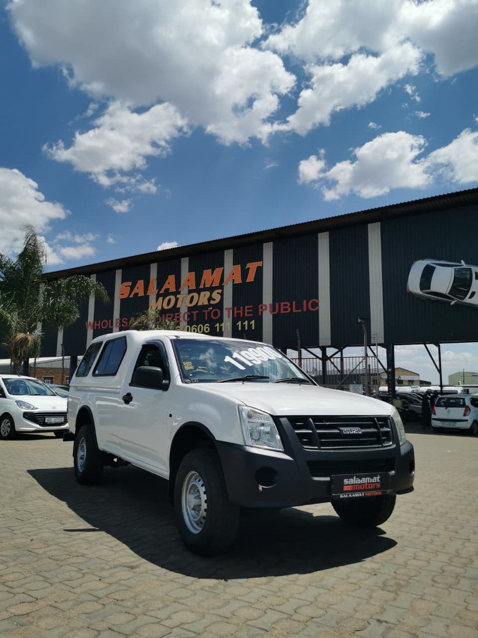 2012 Isuzu KB200