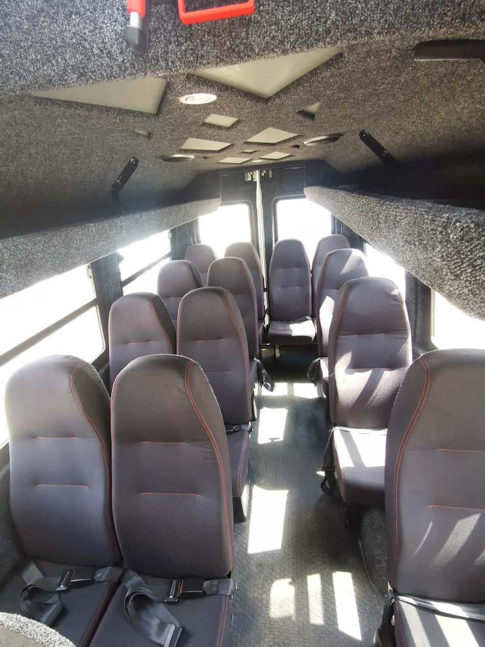 2014 Iveco Daily 3.0 HPI 50C15 23 Seater