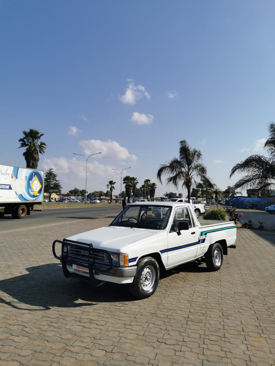 Toyota Hilux 1800 2Y