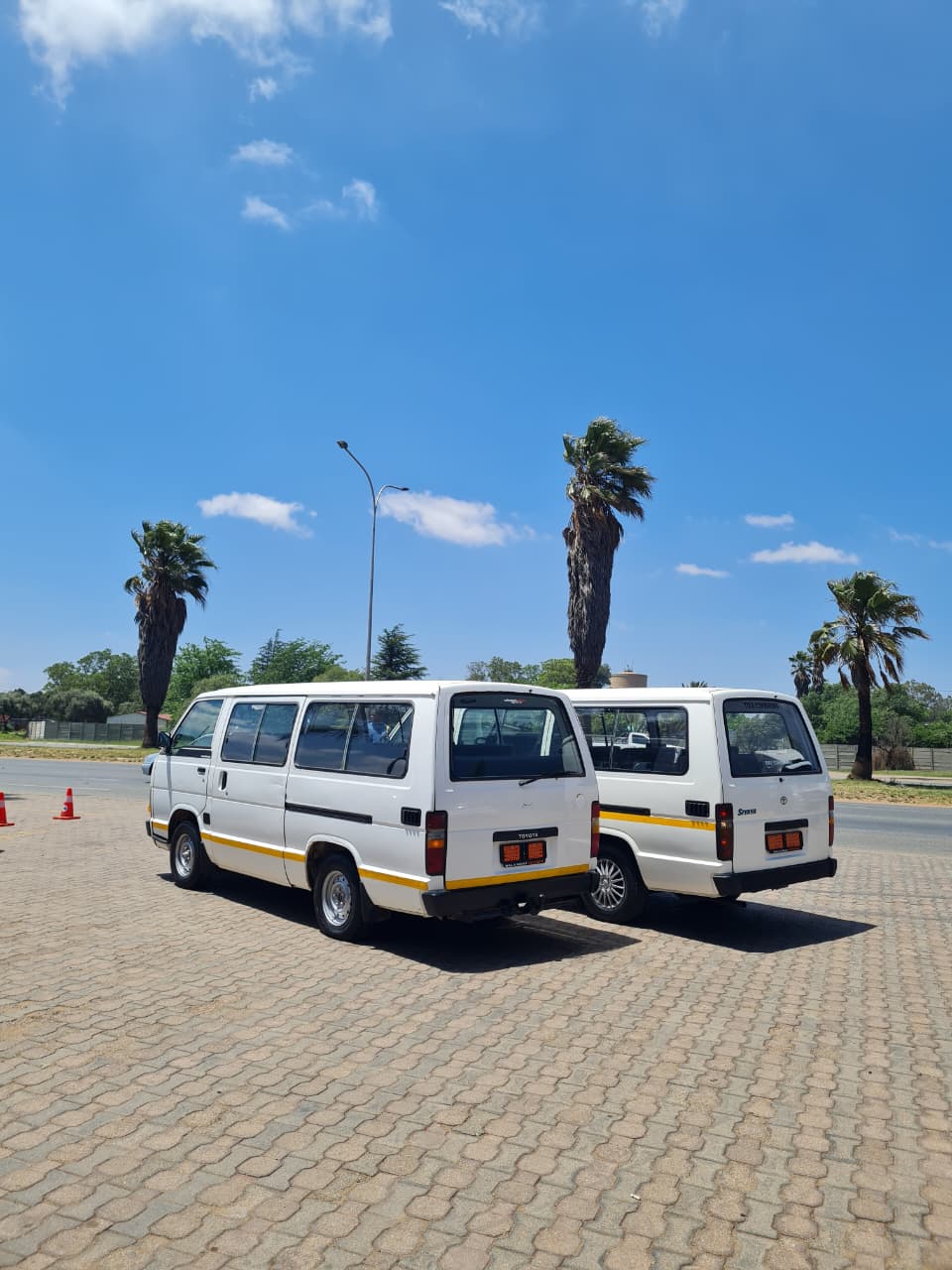 Toyota HiAce Siyaya Super 16 available from R189,000 – Salaamat Motors