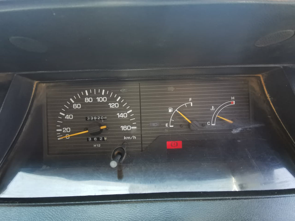 Toyota HiAce Siyaya Super 16