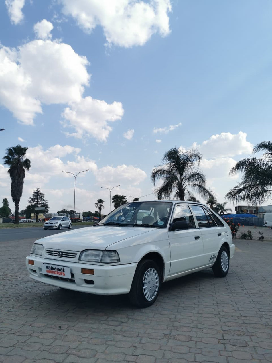 Mazda 323