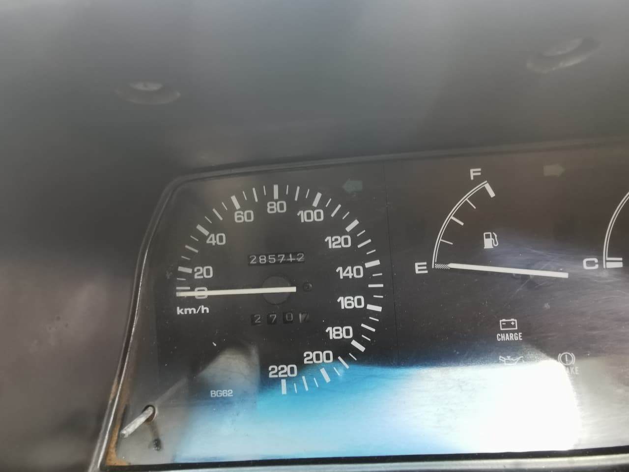 Mazda 323 – Salaamat Motors