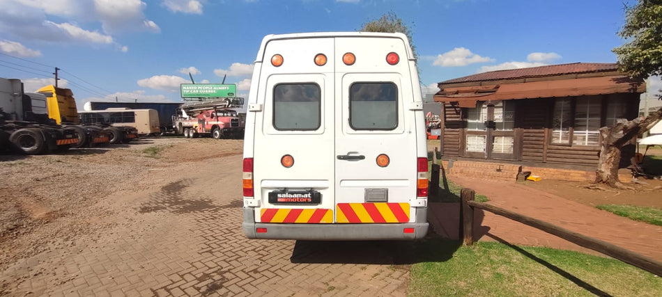 2002 Mercedes-Benz Sprinter 413 P/V