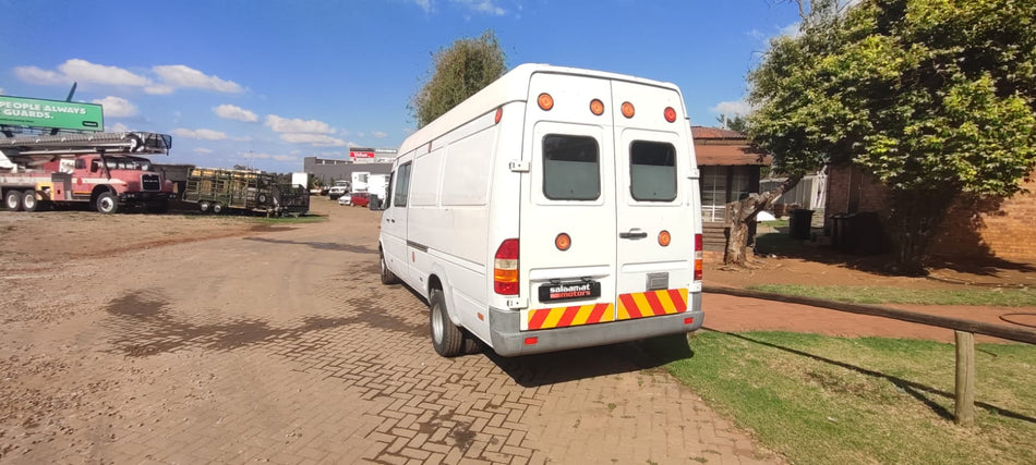 2002 Mercedes-Benz Sprinter 413 P/V