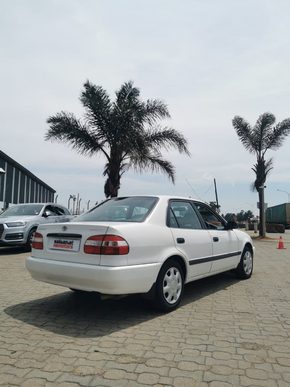 1999 Toyota Corolla 180i GLE