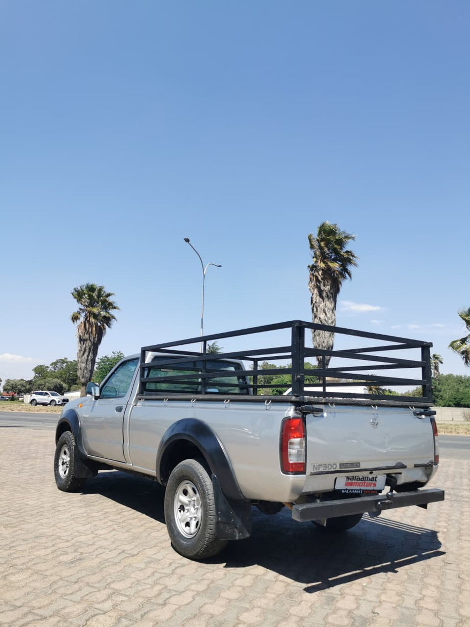 2009 Nissan Hardbody NP300 2.5D 4x4