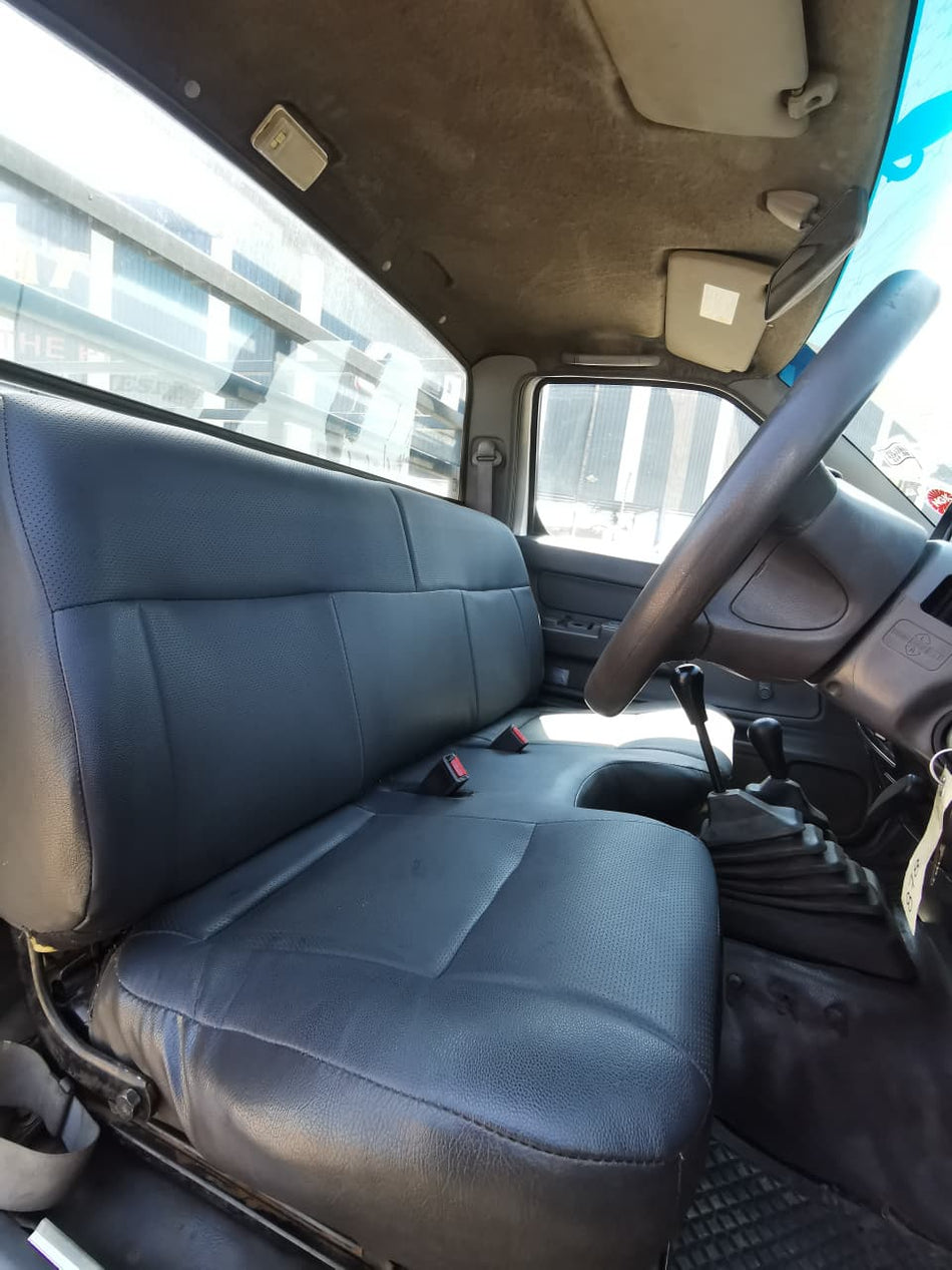 2009 Nissan Hardbody NP300 2.5D 4x4