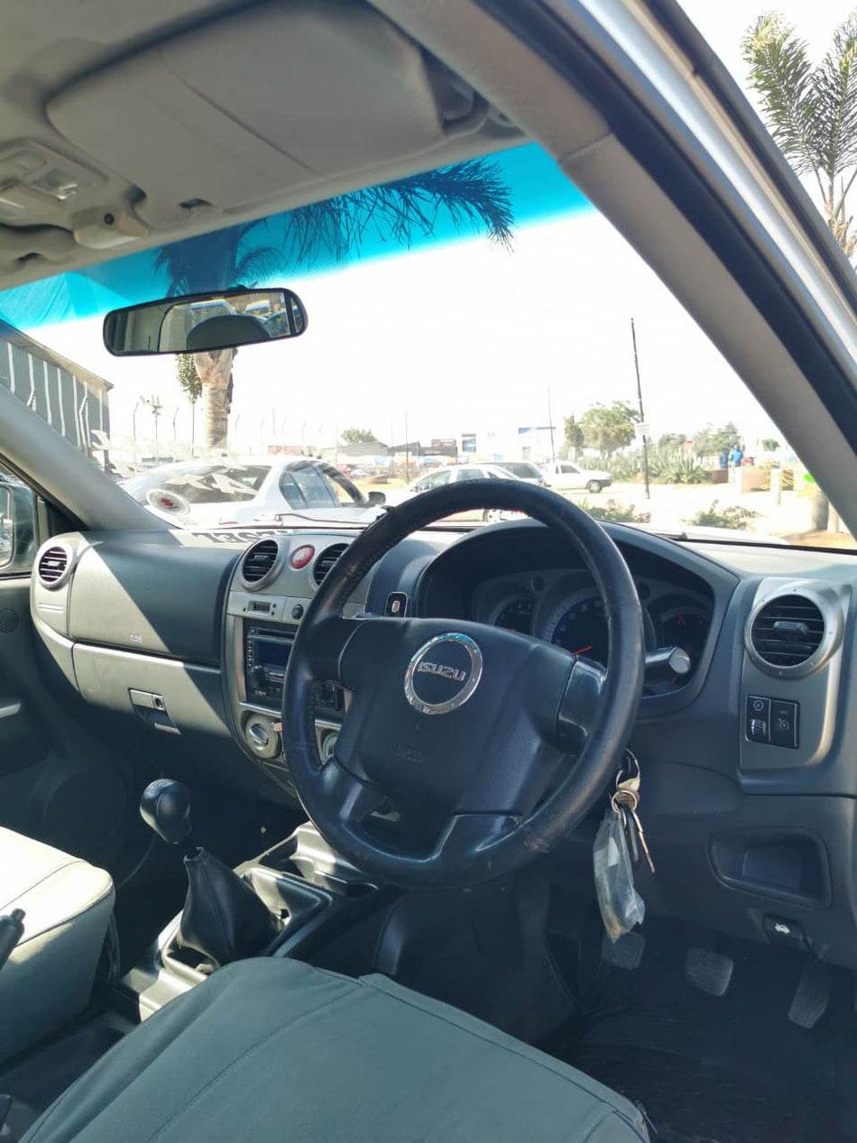 2008 Isuzu KB300 LX D-TEQ 4x4