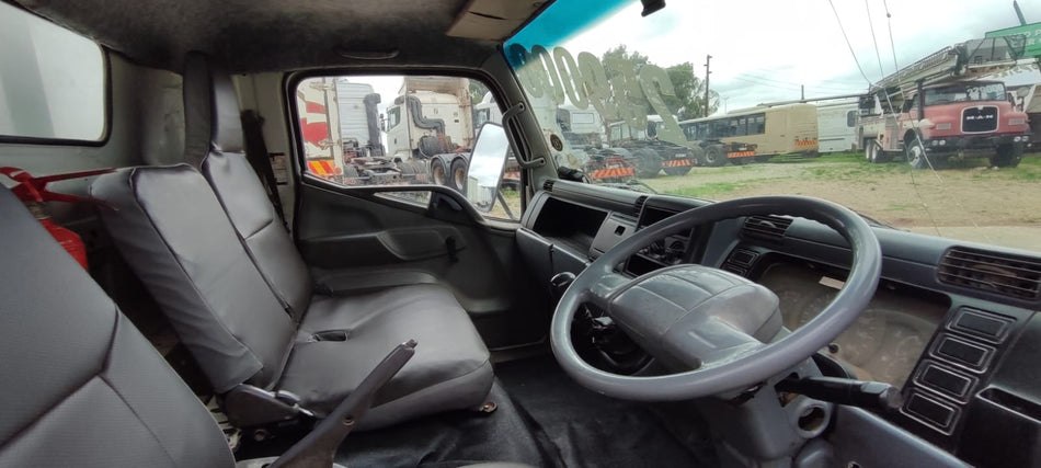 2013 Mitsubishi Fuso Canter Tipper