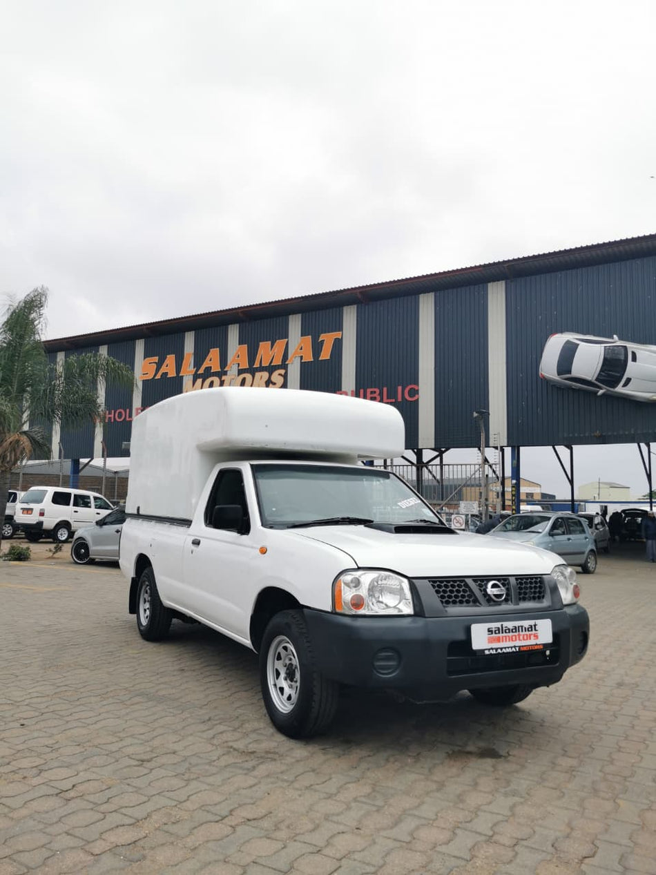 2016 Nissan Hardbody 2.5D