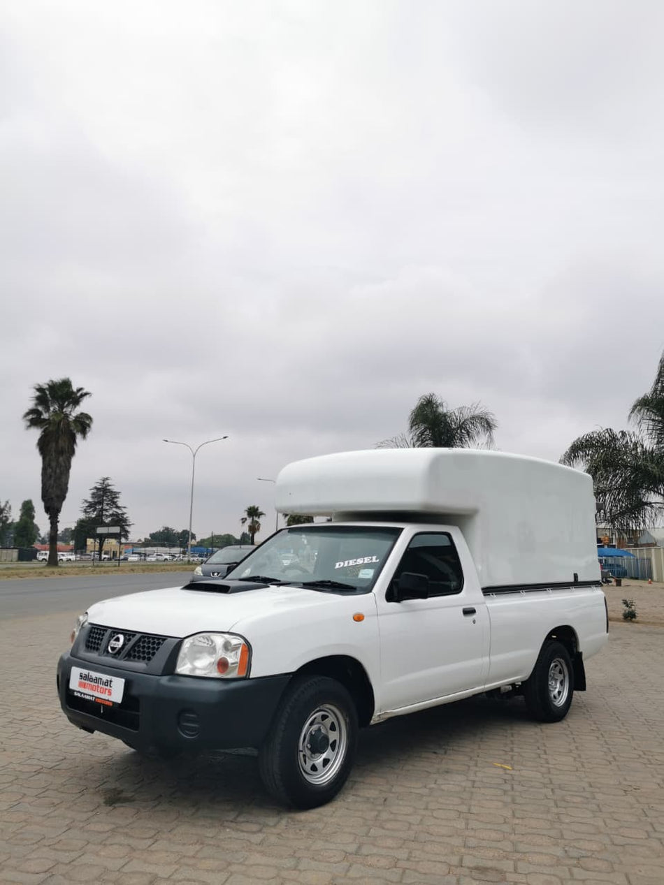 2016 Nissan Hardbody 2.5D