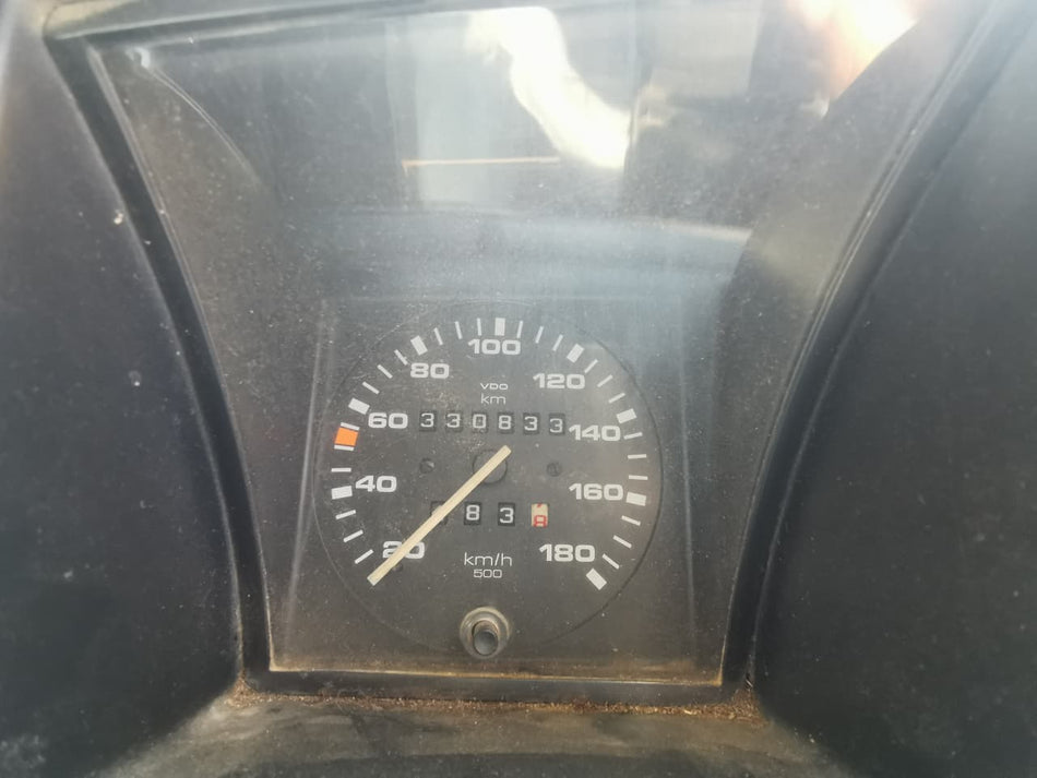 1999 Volkswagen Microbus 2.5i