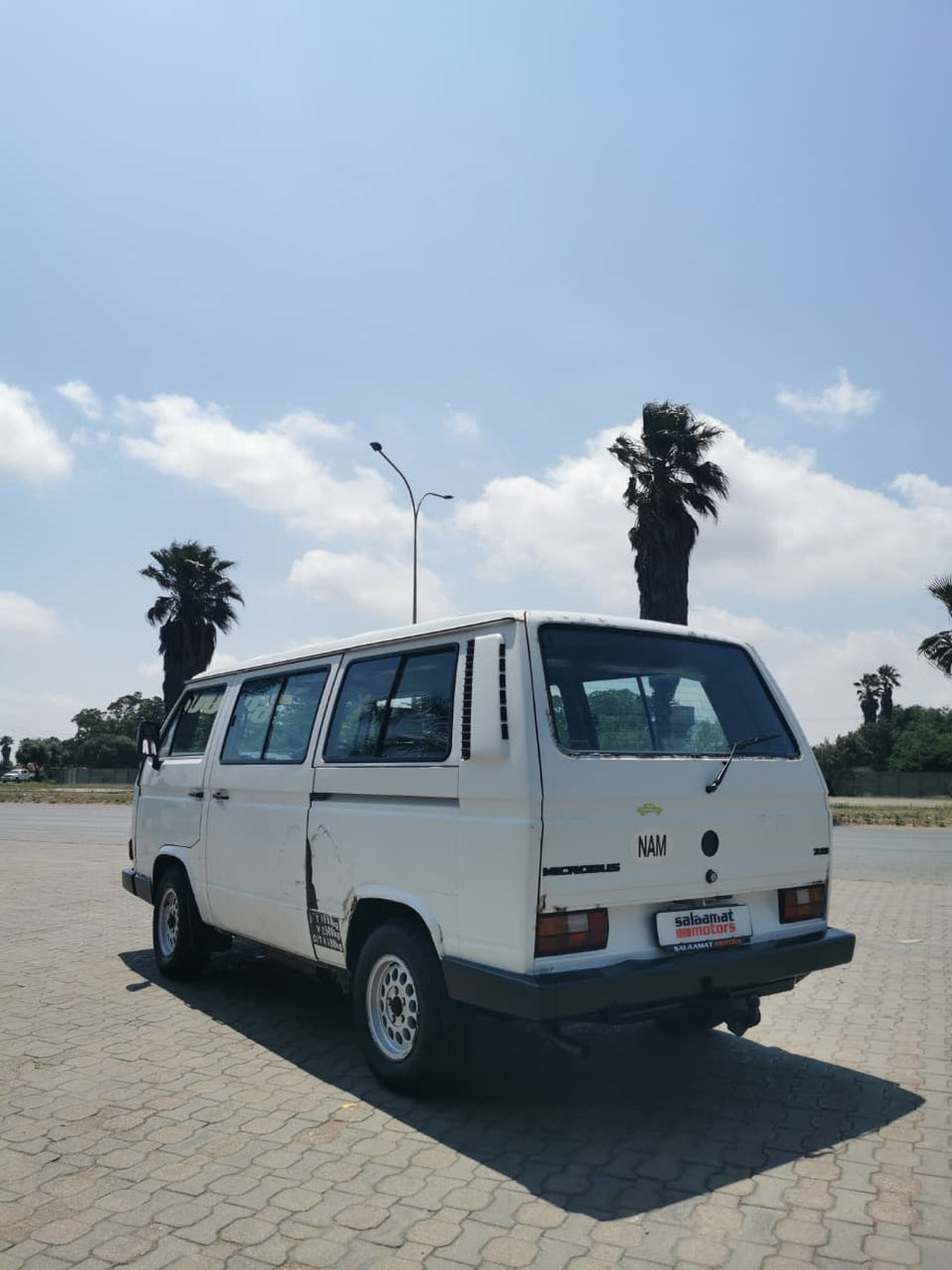1999 Volkswagen Microbus 2.5i