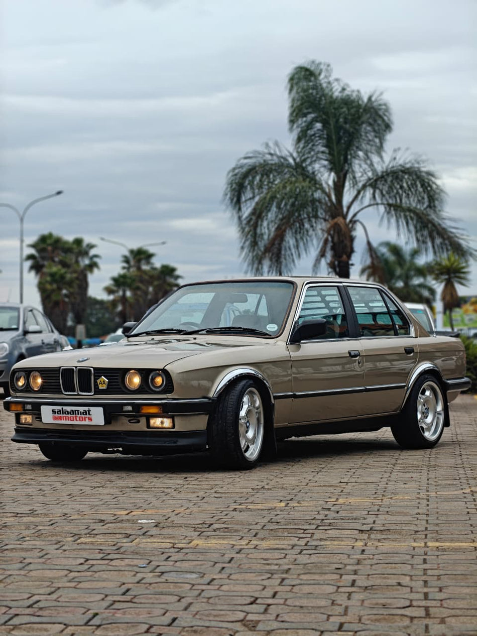 1984 BMW 320i E30