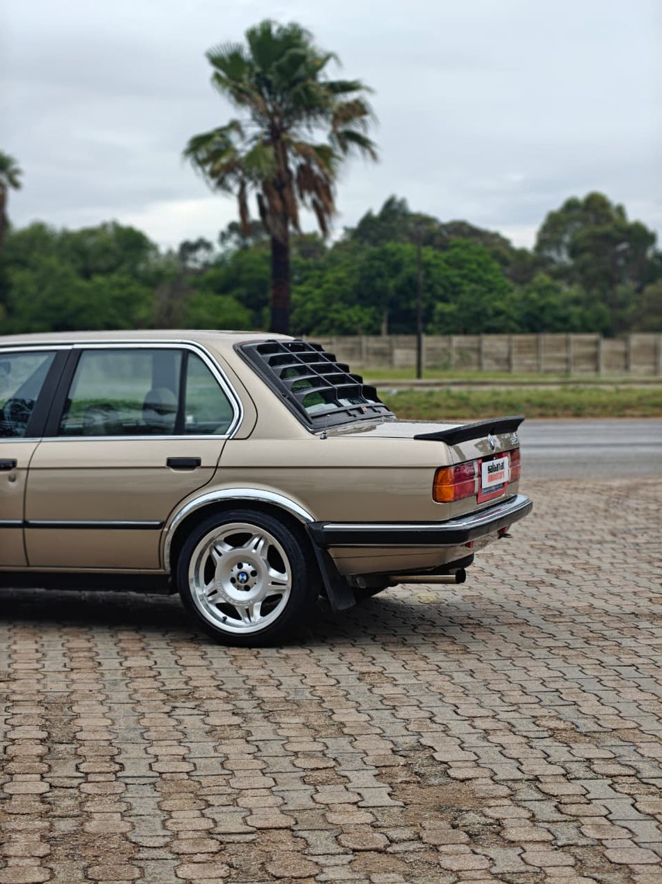 1984 BMW 320i E30