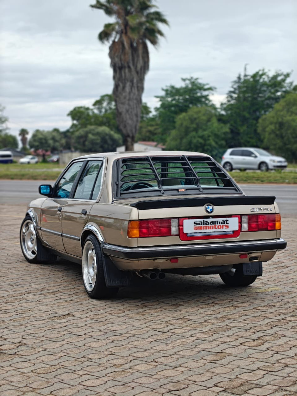 1984 BMW 320i E30